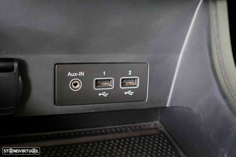 Renault Captur 1.0 TCe Evolution - 38