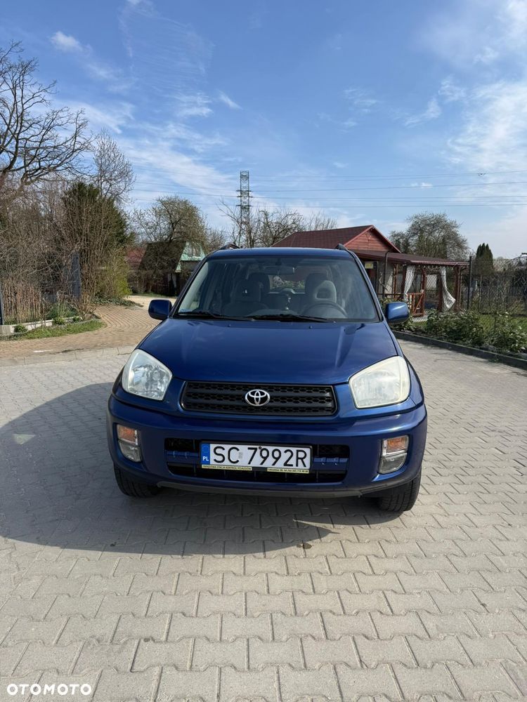 Toyota RAV4 1.8 VVT-i Luna 2WD - 3