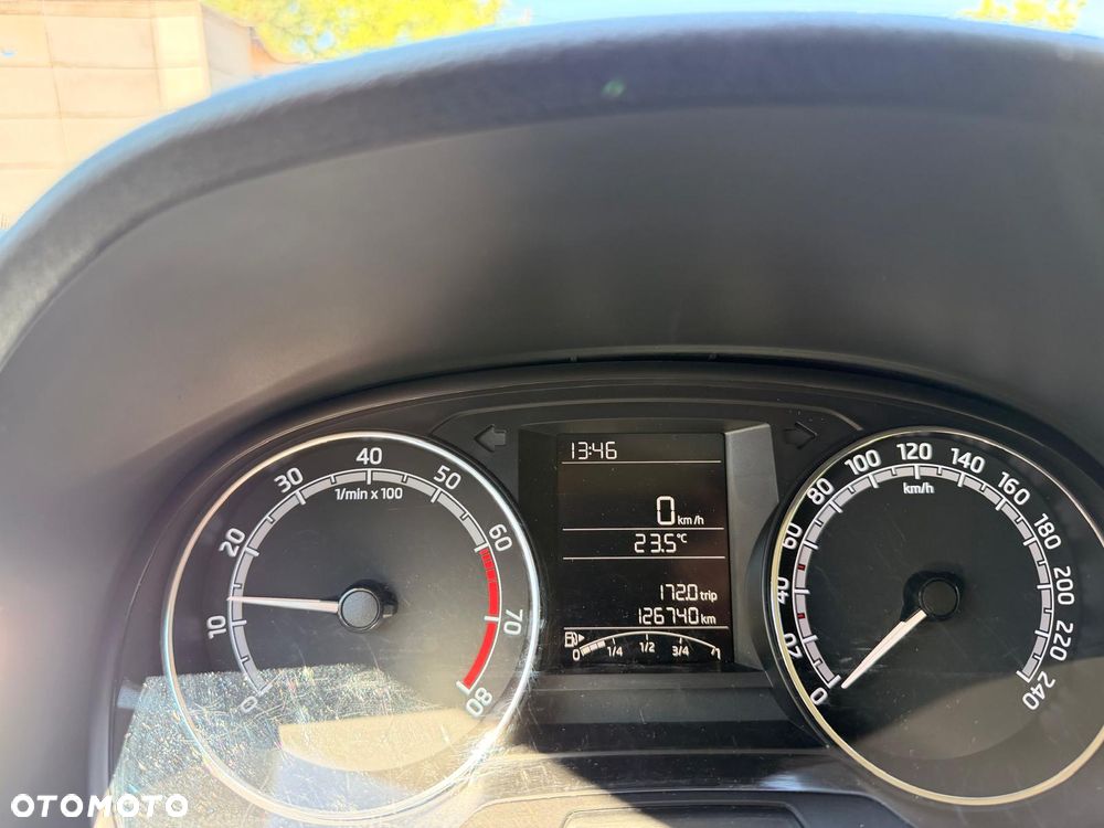 Skoda Fabia - 11