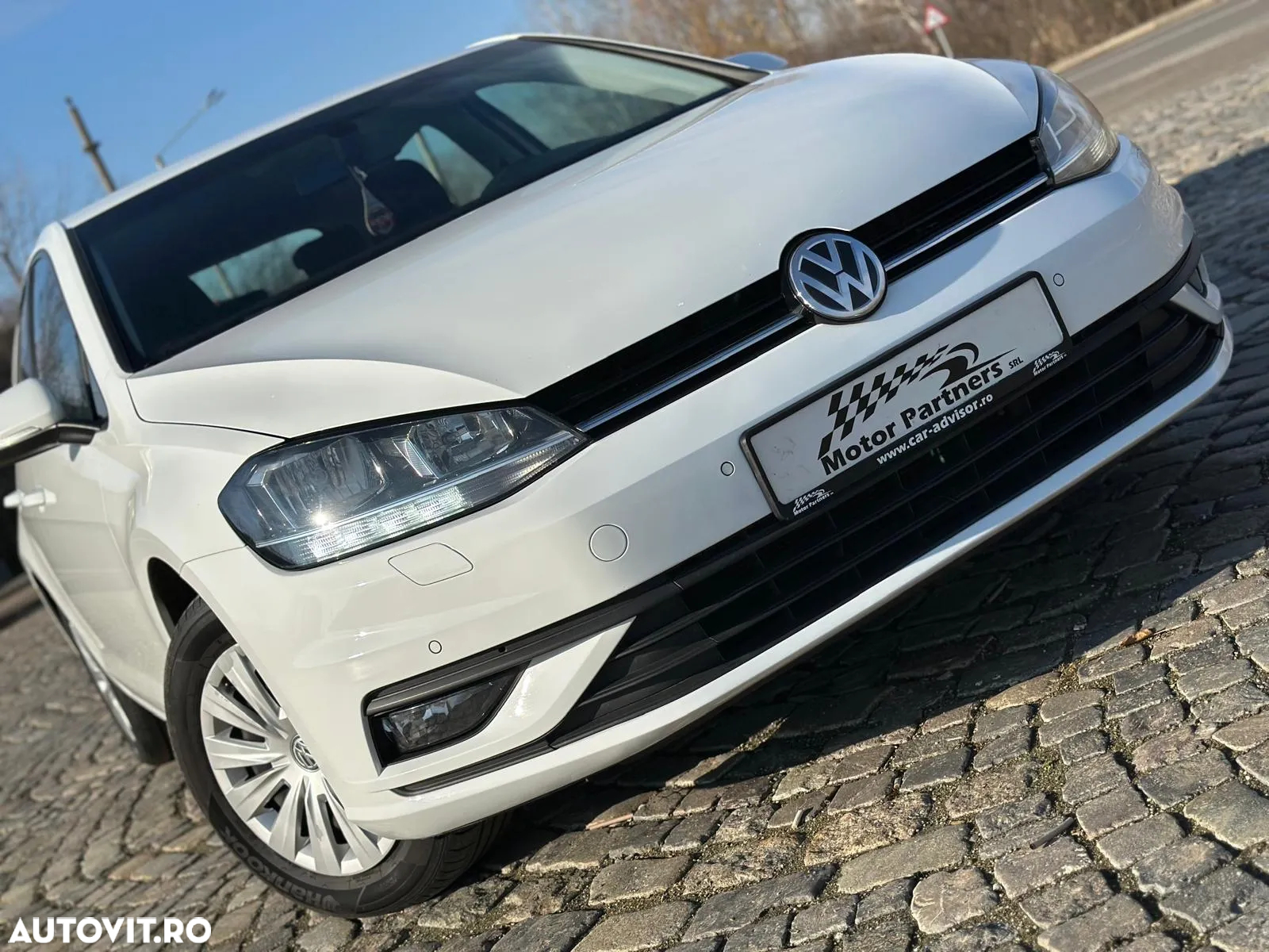 Volkswagen Golf 1.6 TDI Comfortline - 10