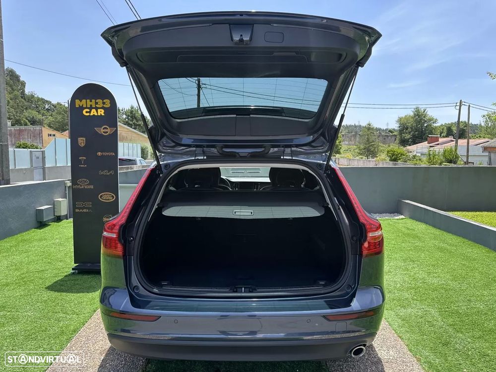 Volvo V60 2.0 D3 Momentum Plus - 21