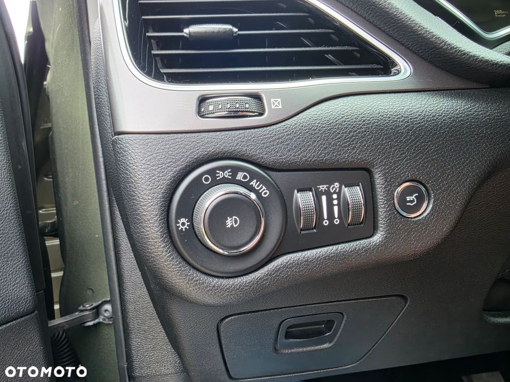 Jeep Cherokee 3.2 V6 Active Drive I Limited - 19