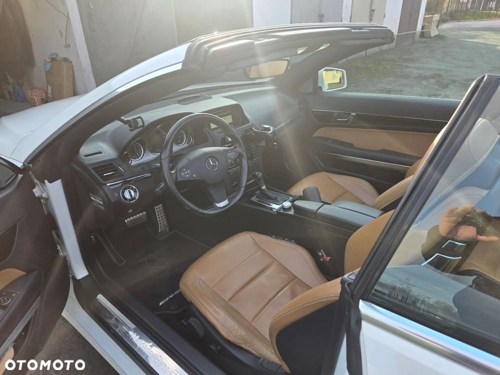 Mercedes-Benz Klasa E 350 CDI BlueEff - 15