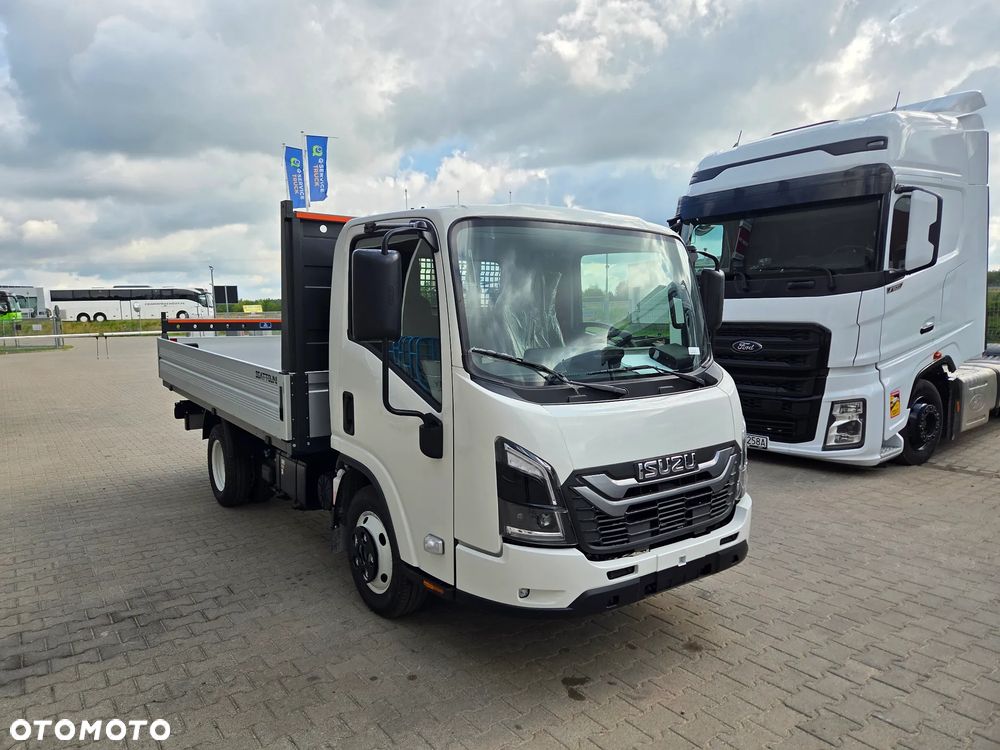 Isuzu M27 - 3