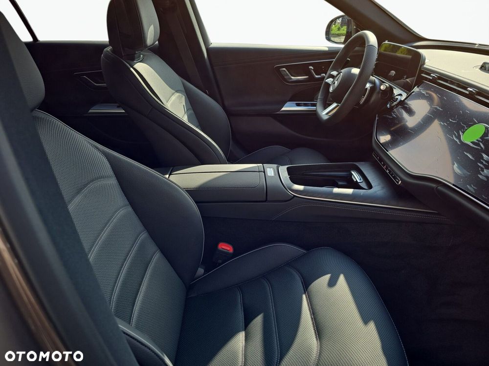 Mercedes-Benz Klasa E - 16