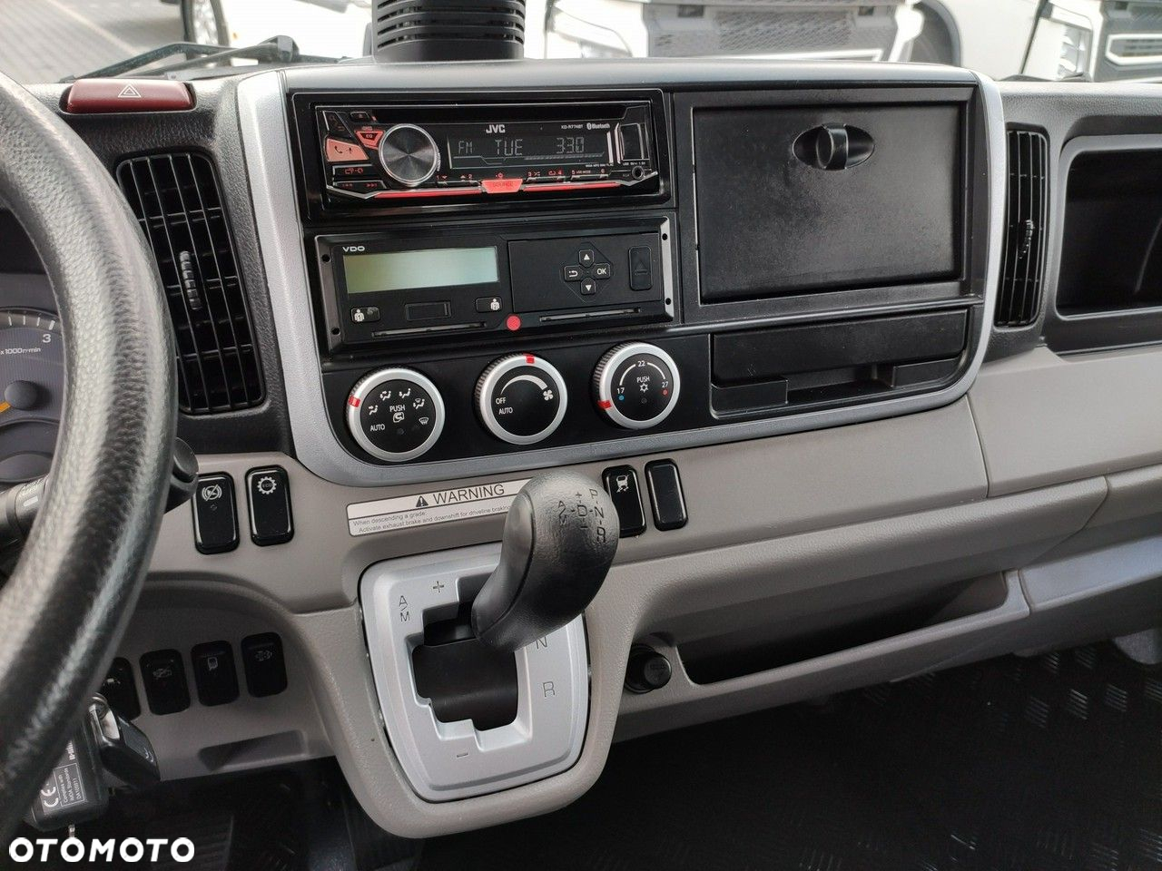 Mitsubishi Canter 7C18 3.0/150 KM Skrzyniowy Automat Klima - 21