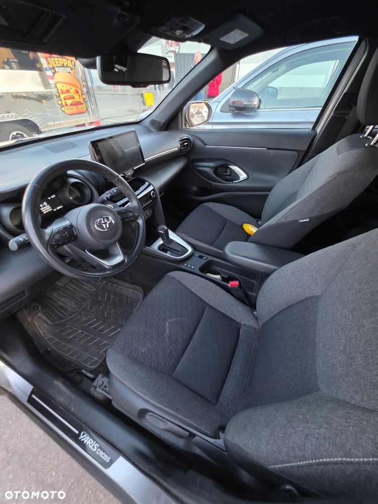 Toyota Yaris Cross - 14