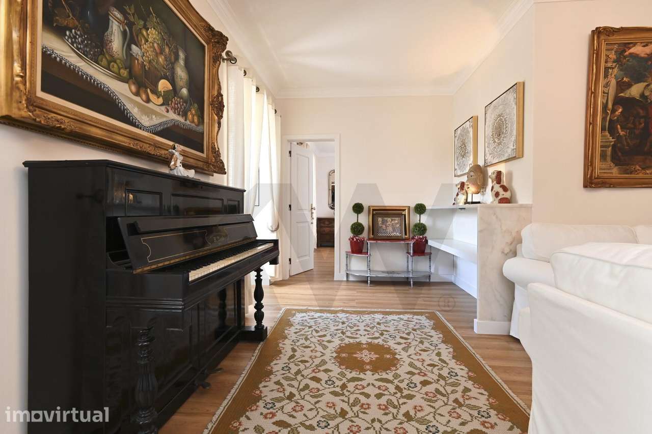 Moradia Centenária Totalmente Remodelada em Casainhos - Grande imagem: 3/28