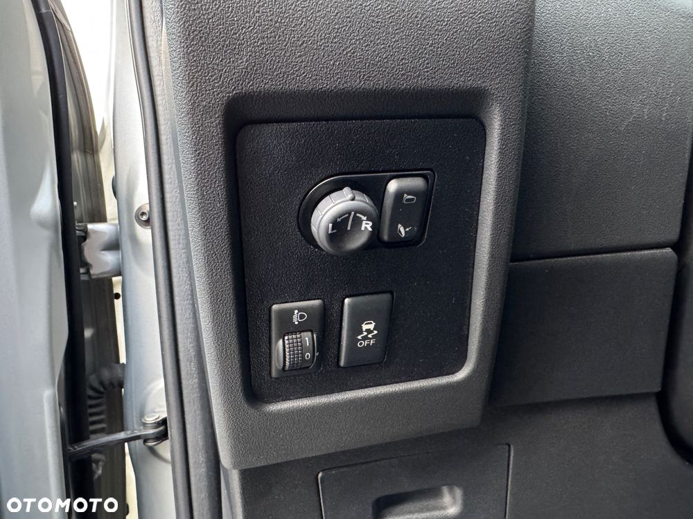 Nissan Qashqai 2.0 4 x 4 lounge - 15