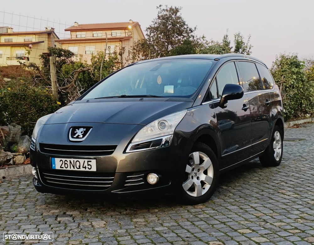 Peugeot 5008 1.6 HDi 7L Allure - 1