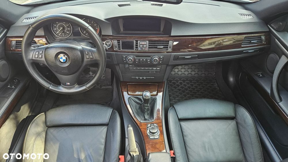 BMW Seria 3 335i xDrive - 15