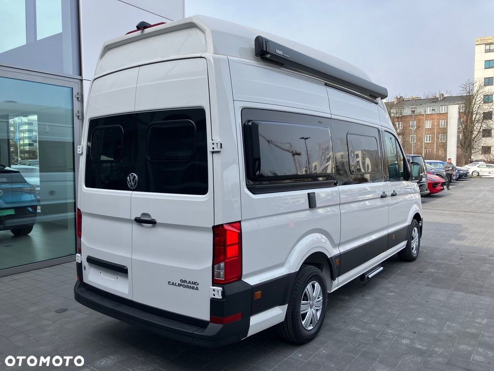 Volkswagen Grand California Grand California 600 silnik: 2,0 l TDI EU6 SCR BlueMotion Technology 130 kW skrzynia biegów: Przedni napęd automatyczna 8-biegowa rozstaw osi: 3640 mm - 20