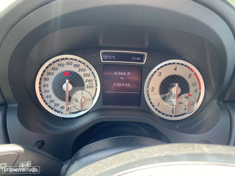 Mercedes-Benz A 180 CDI (BlueEFFICIENCY) Urban - 8