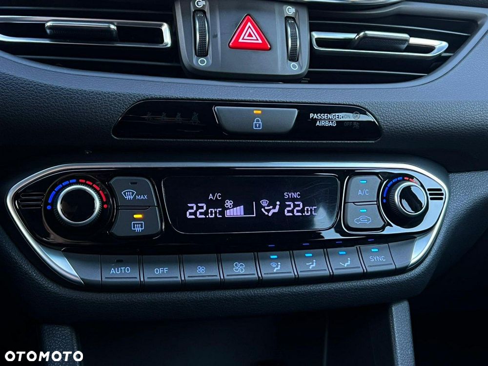 Hyundai i30 - 23