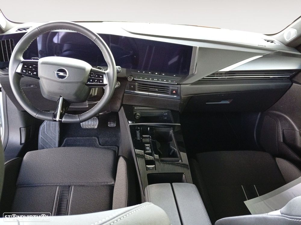 Opel Astra Sports Tourer - 10
