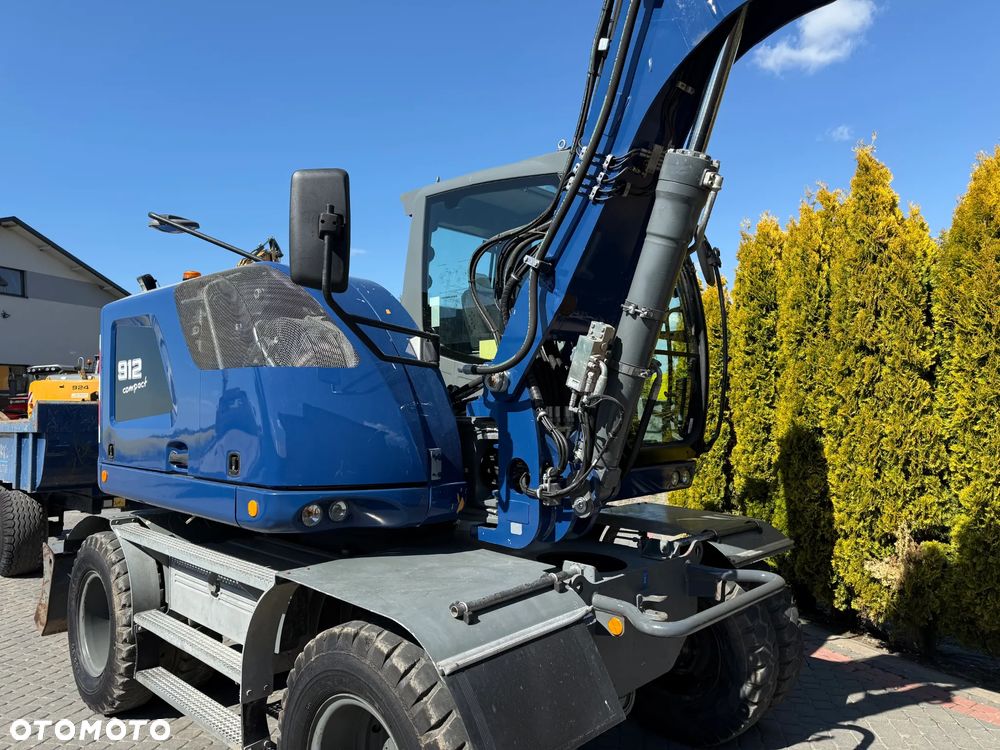 Liebherr 912 Rototilt + Szczypce - 12