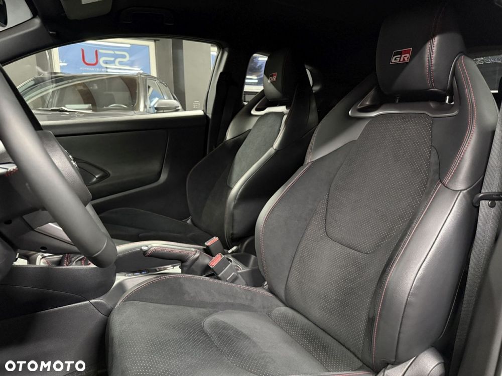 Toyota GR Yaris 1.6 Dynamic - 21
