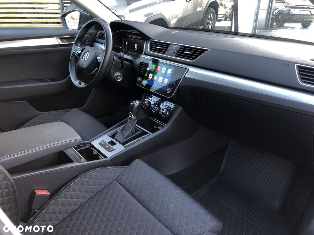 Skoda Superb 2.0 TDI SCR 4x4 Ambition DSG - 22