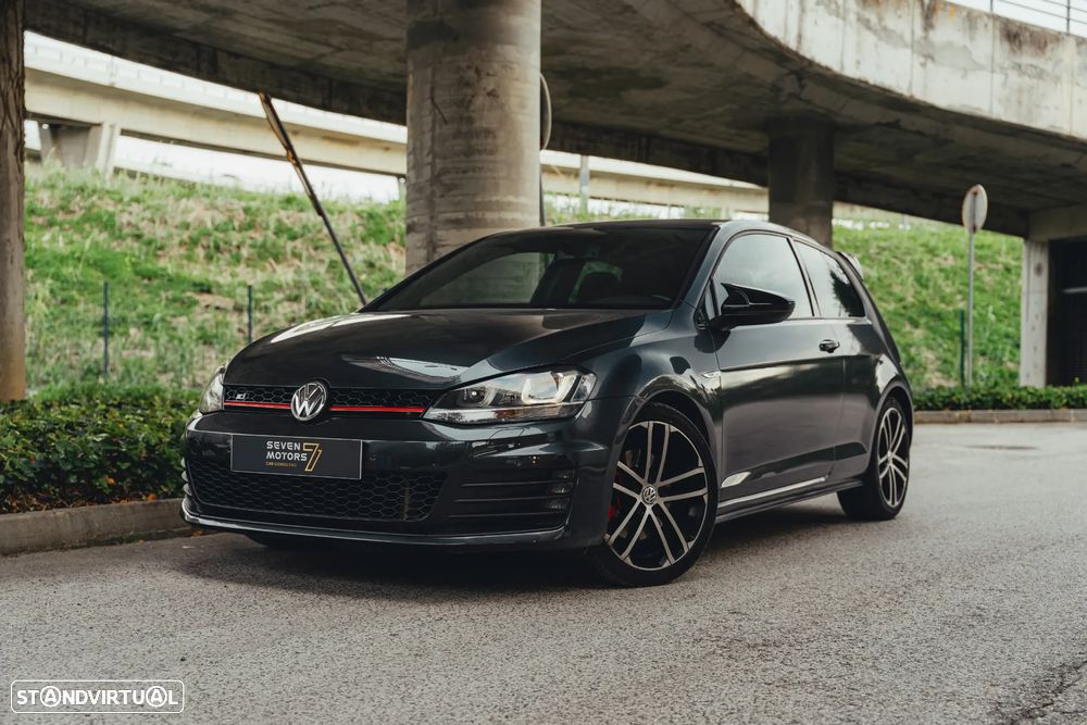 VW Golf 2.0 TDi GTD DSG - 2
