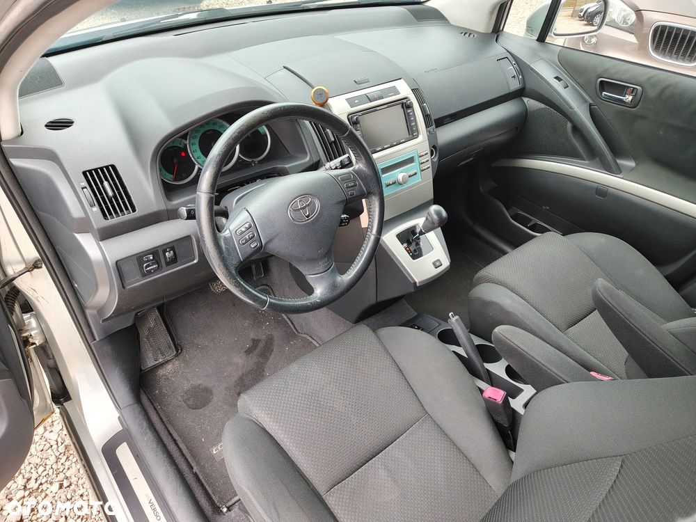 Toyota Corolla Verso 1.8 Sol 7os MM - 23