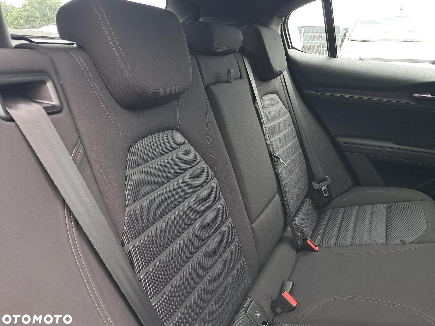 Alfa Romeo Stelvio - 23