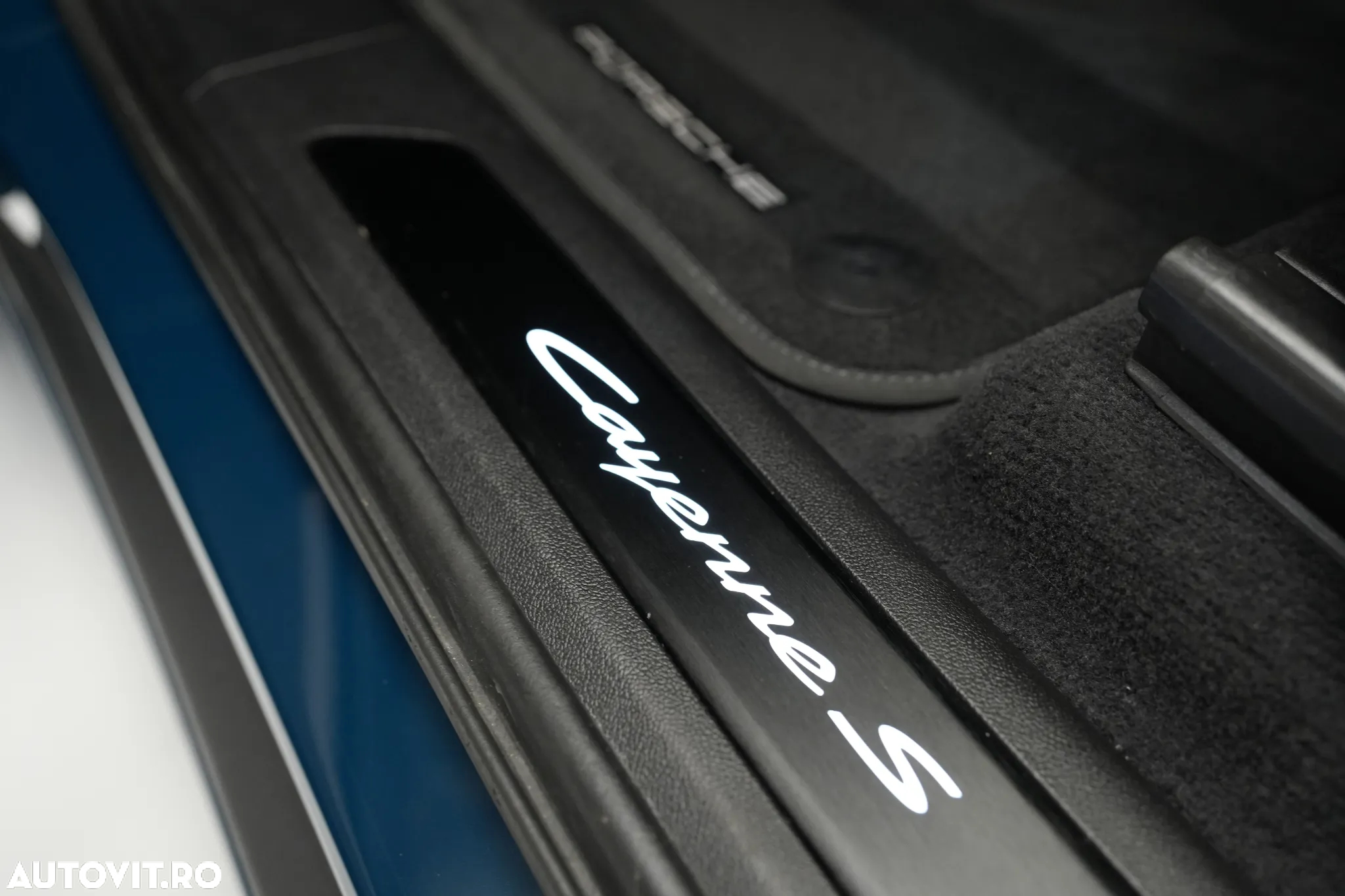 Porsche Cayenne S - 16