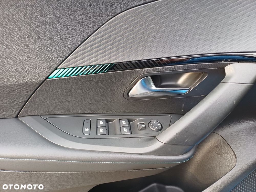 Peugeot 2008 1.2 PureTech Allure Pack S&S EAT8 - 22