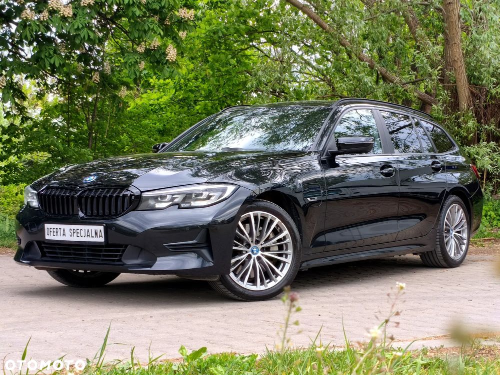 BMW Seria 3 330e - 37