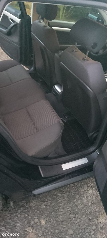 Audi A4 Avant 2.0 TDI multitronic - 8