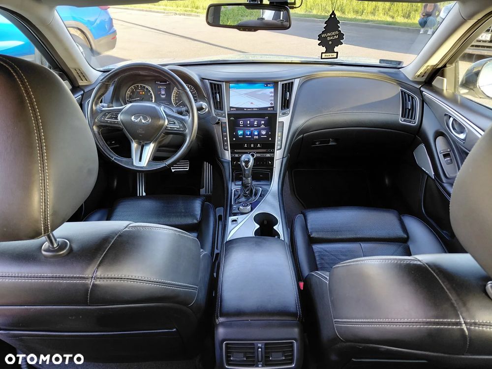Infiniti Q50 2.0t Sport Tech EU6 - 12
