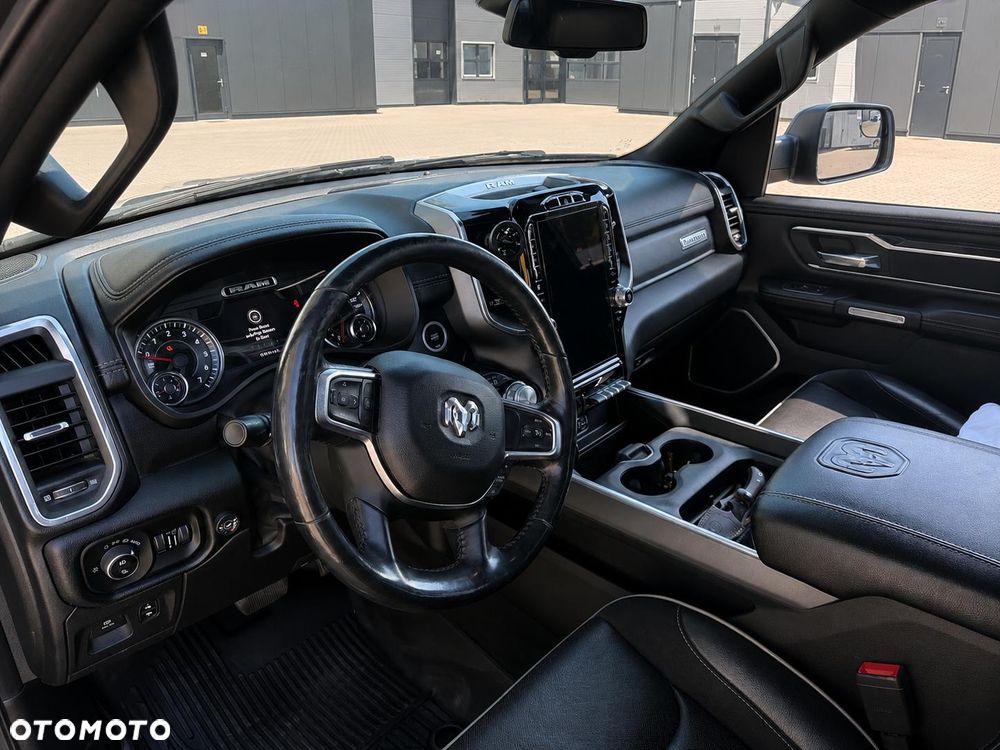 Dodge RAM 5.7 4x4 - 7