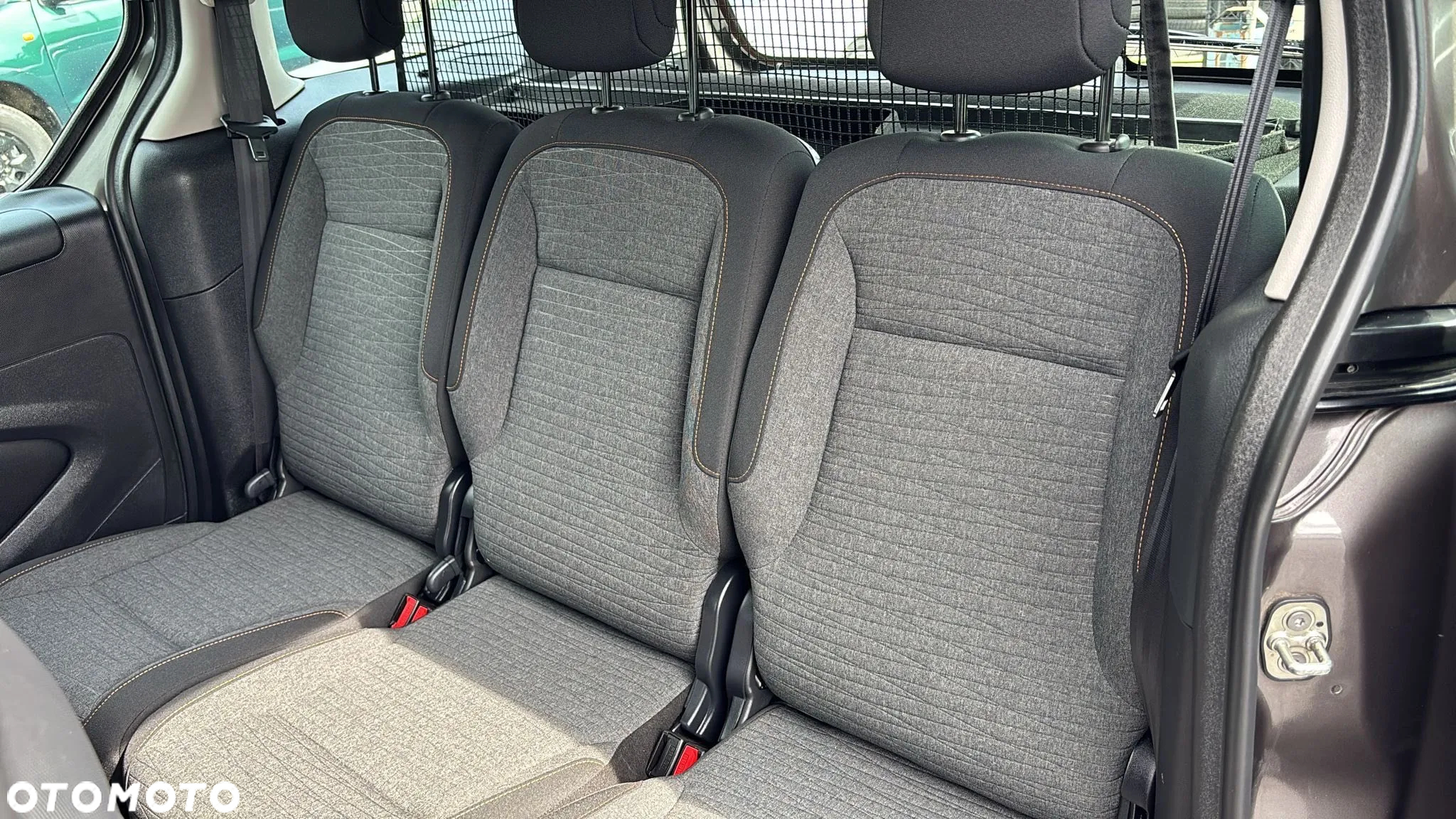 Citroën Berlingo 1.6 BlueHDi XTR S&S - 19
