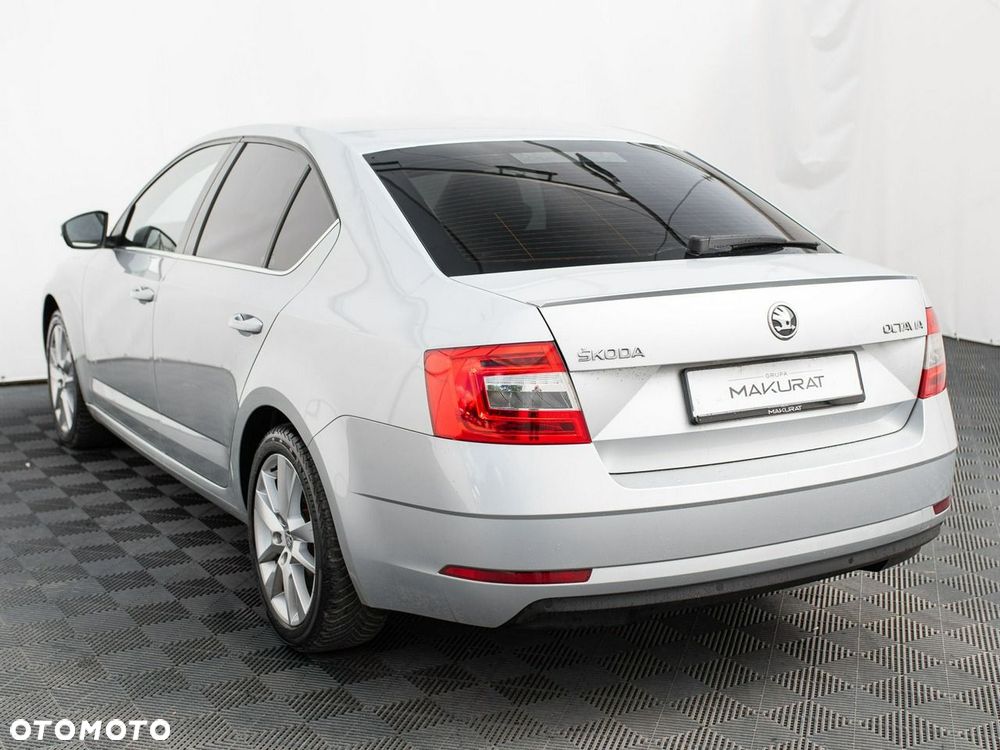 Skoda Octavia 2.0 TSI DSG Style - 5