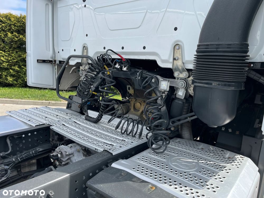 Mercedes-Benz Actros 1845 LS Big Space - 9
