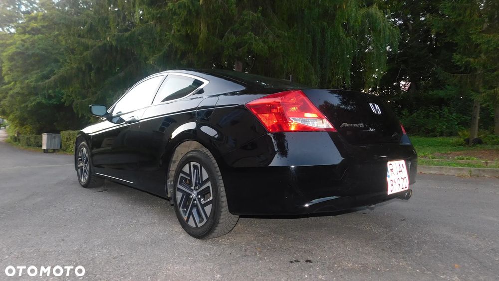 Honda Accord 2.4 LX - 32