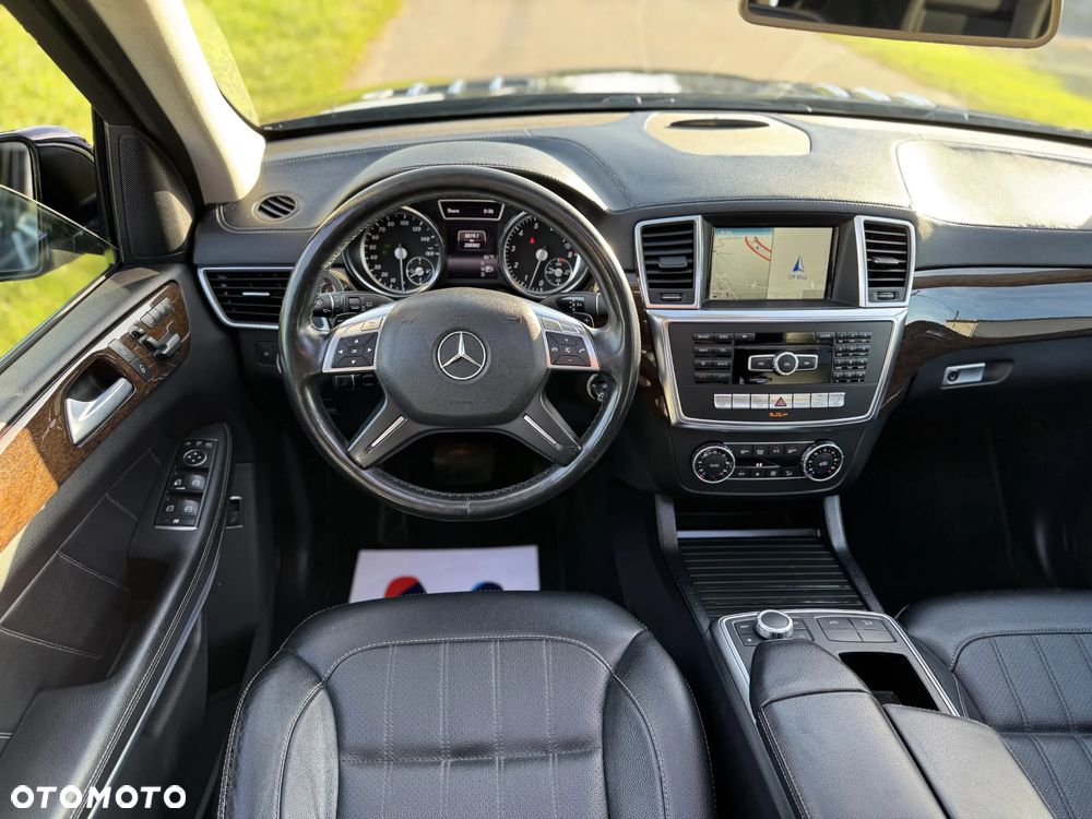 Mercedes-Benz GL 450 4Matic 7G-TRONIC Grand Edition - 36
