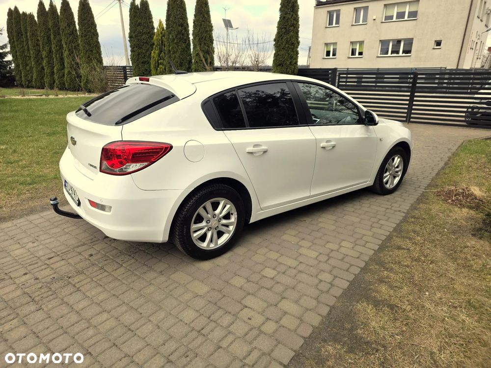 Chevrolet Cruze 1.7 D LT+ - 21