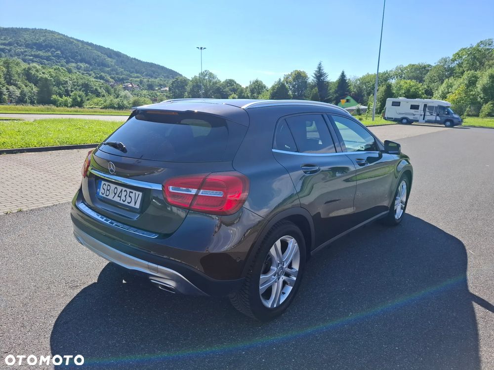 Mercedes-Benz GLA 250 7G-DCT - 5