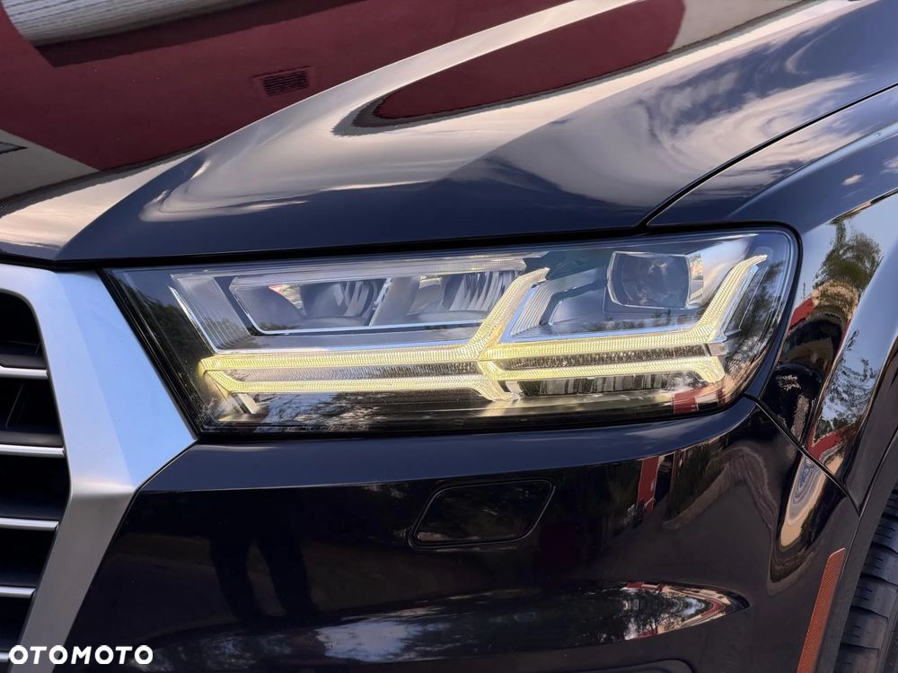 Audi Q7 - 8