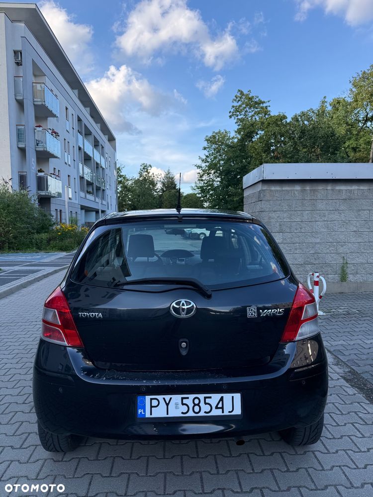 Toyota Yaris - 3