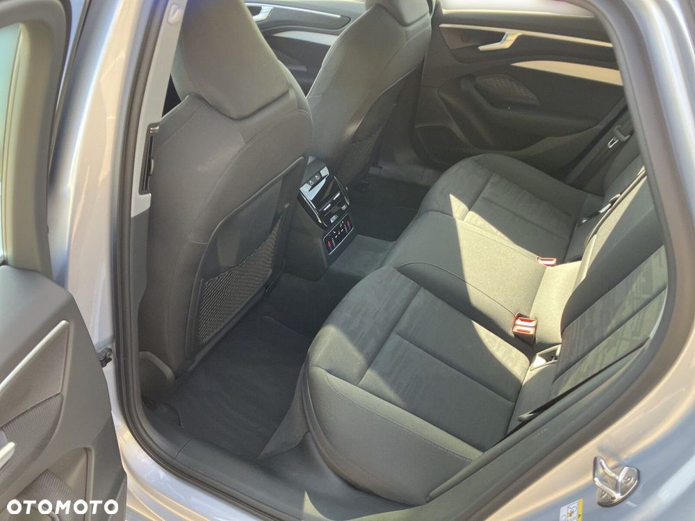 Audi A6 Avant - 22