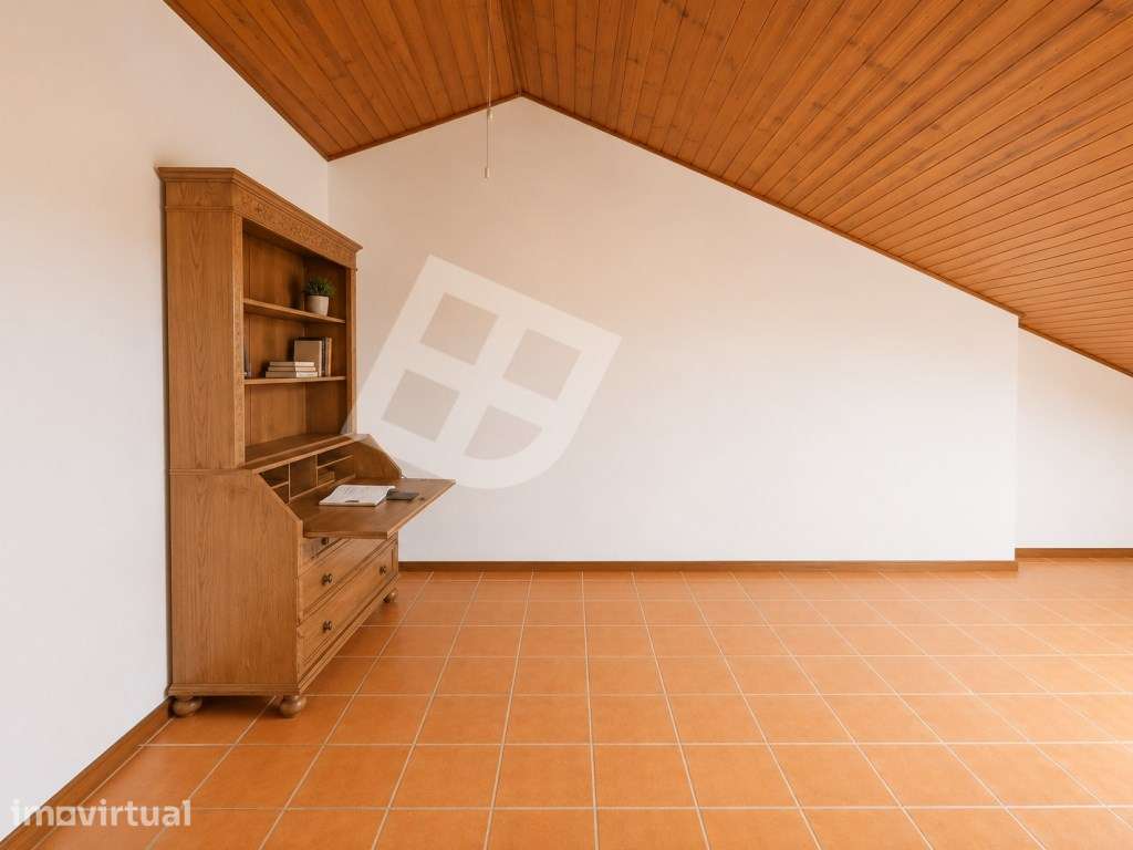 Apartamento T3+1 Duplex no Centro de Aveiro | Junto ao Glicínias - Grande imagem: 4/17