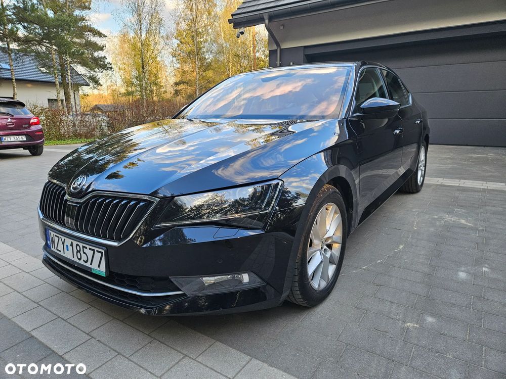 Skoda Superb 2.0 TDI Style - 8