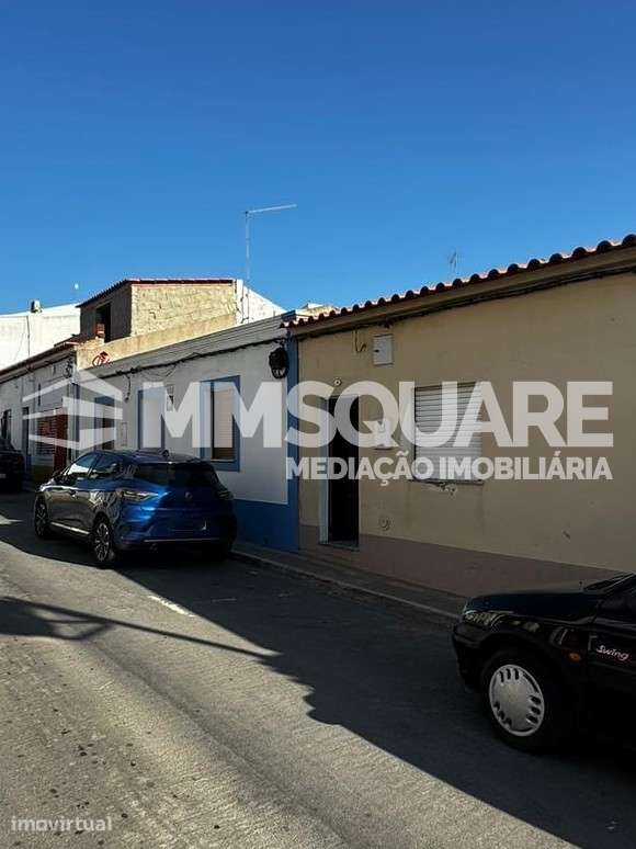 Moradia T2 no centro de Ourique - Grande imagem: 2/25