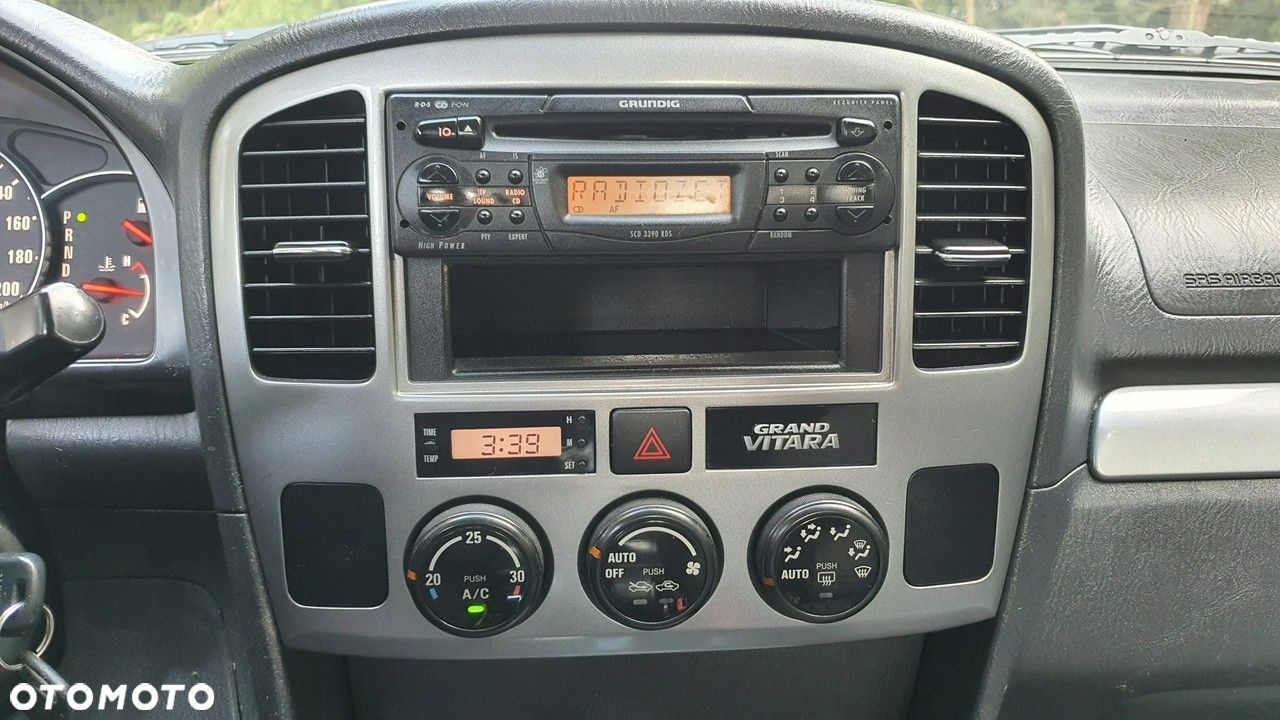 Suzuki Grand Vitara - 21