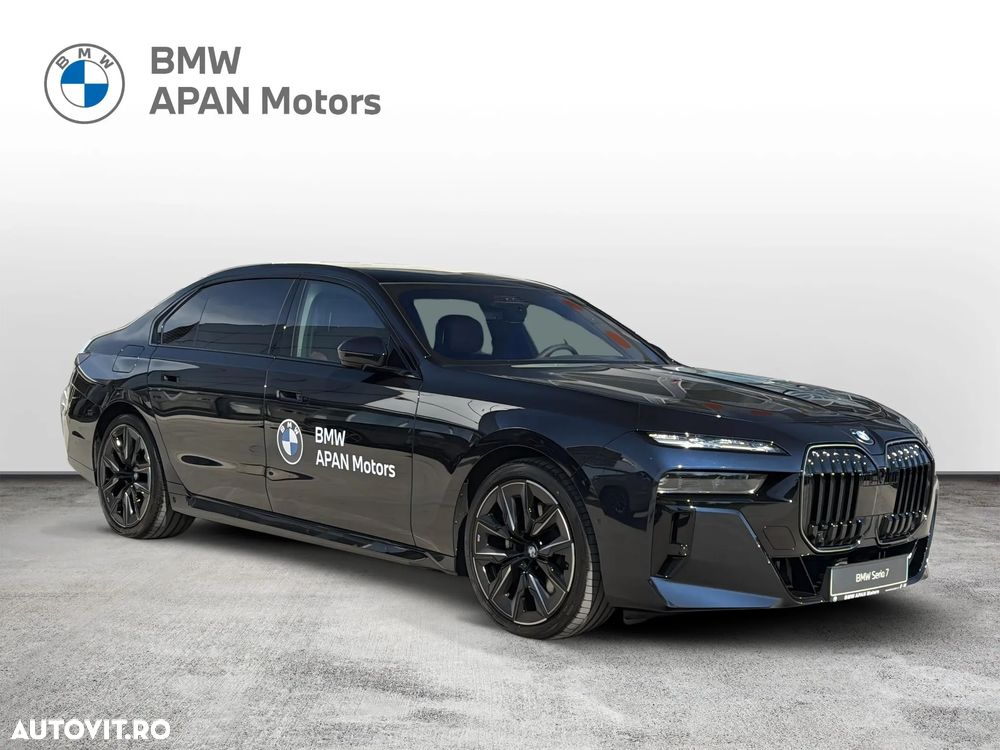 BMW Seria 7 740d xDrive MHEV - 8
