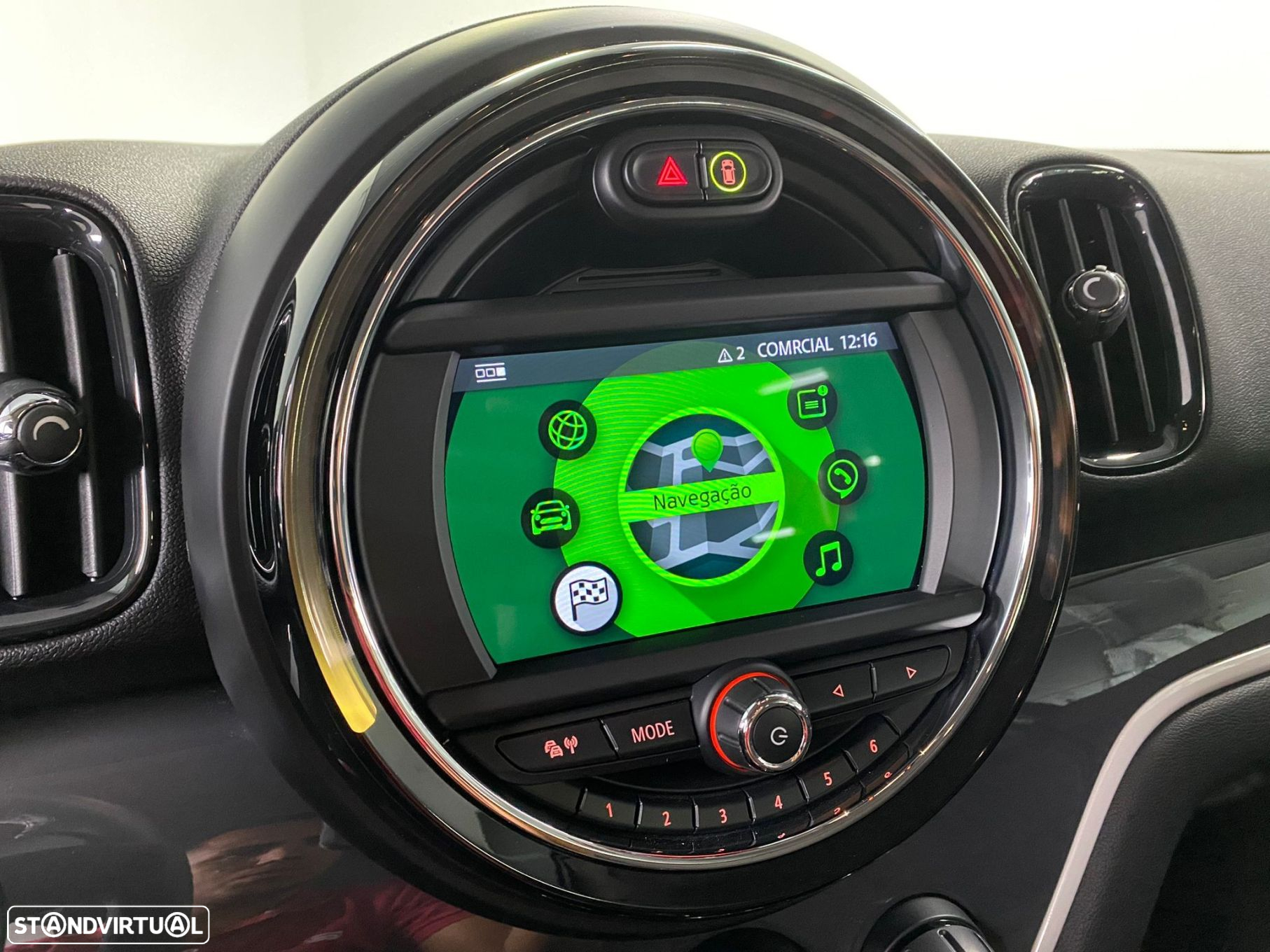 MINI Countryman Cooper SE ALL4 Auto - 12