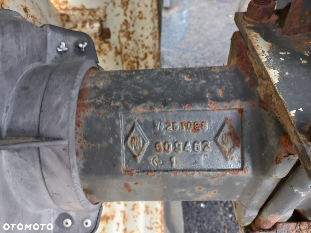 Części RENAULT 85 14,7514,65-14,LS,61-12,68 12, kabina,most,silnik,rewers,skrzynia biegów,7700609932,D226-4,622607010320,7700609315,609462,7700609484,przystawka napędu,układ planetarny,półoś,zwrotnica,atak,felga,wom. - 4