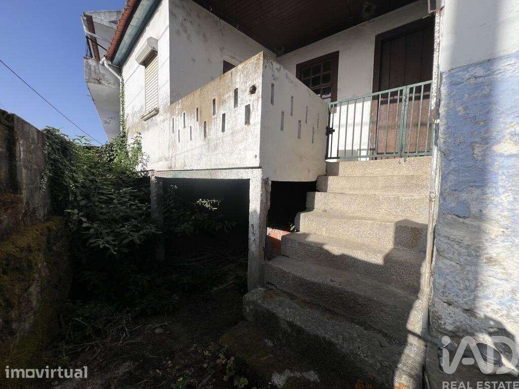 Casa / Villa T3 em Santa Cruz da Trapa e São Cristóvão de Lafões de 45 - Grande imagem: 2/16