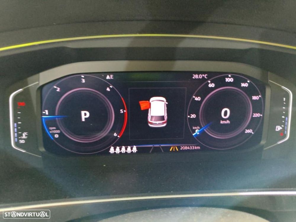 VW Tiguan Allspace 2.0 TDI Highine DSG - 3